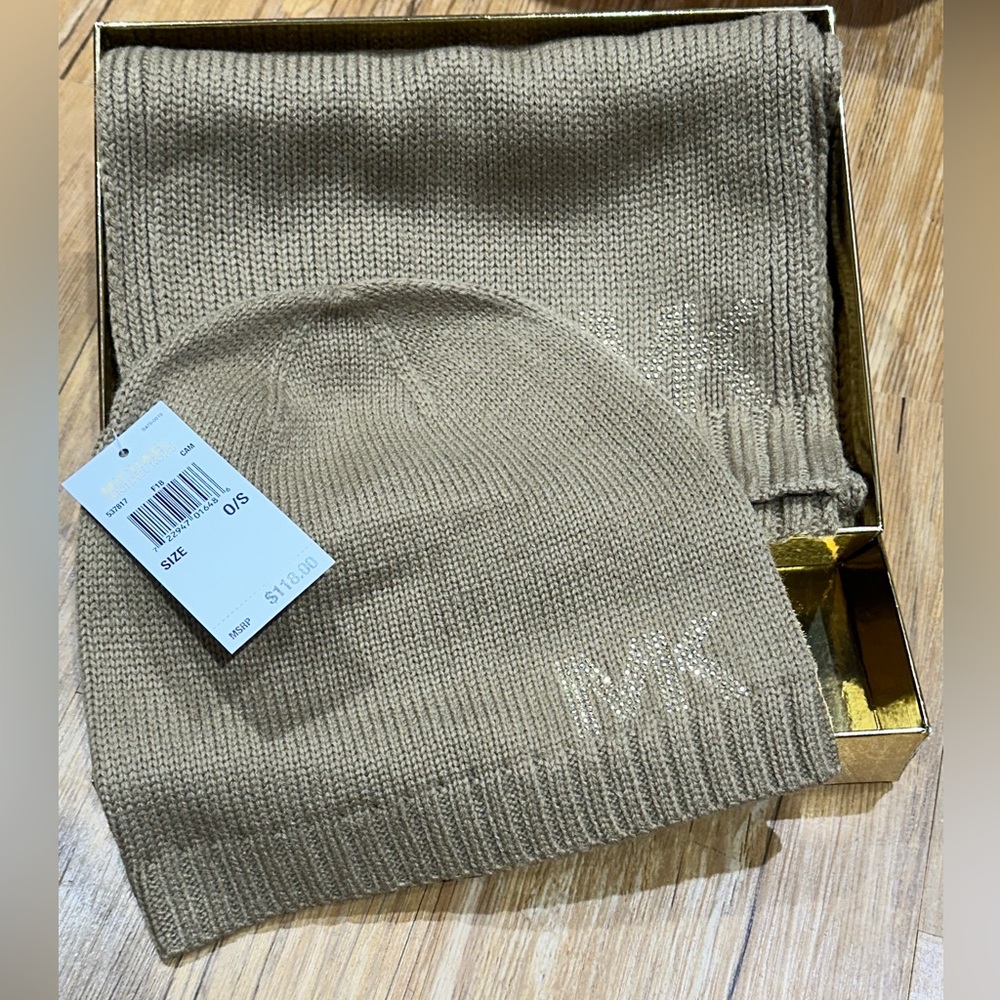 Michael Kors Hat & Scarf Set